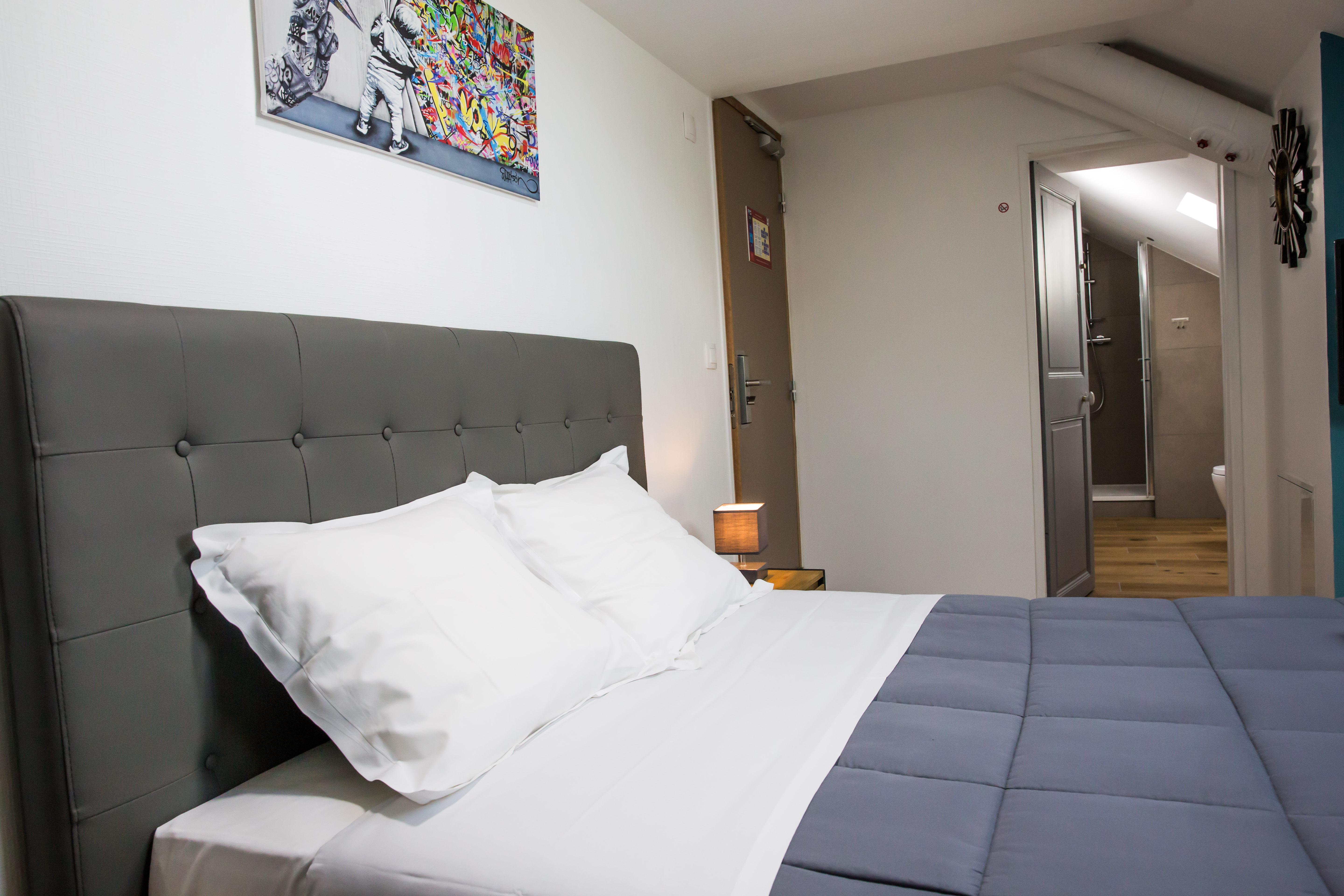 Hotel Les Pieux En Cotentin Exterior photo