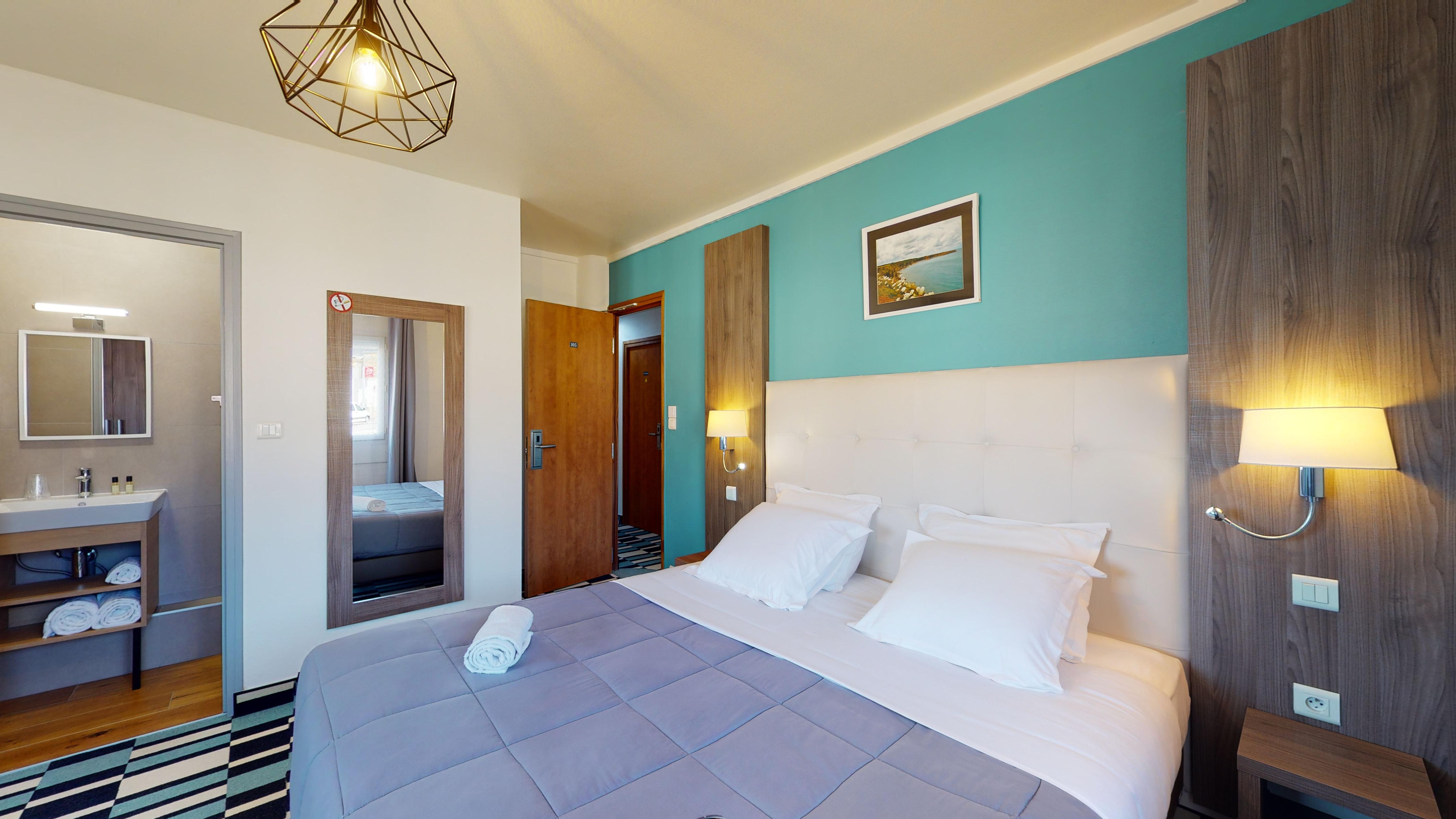 Hotel Les Pieux En Cotentin Exterior photo