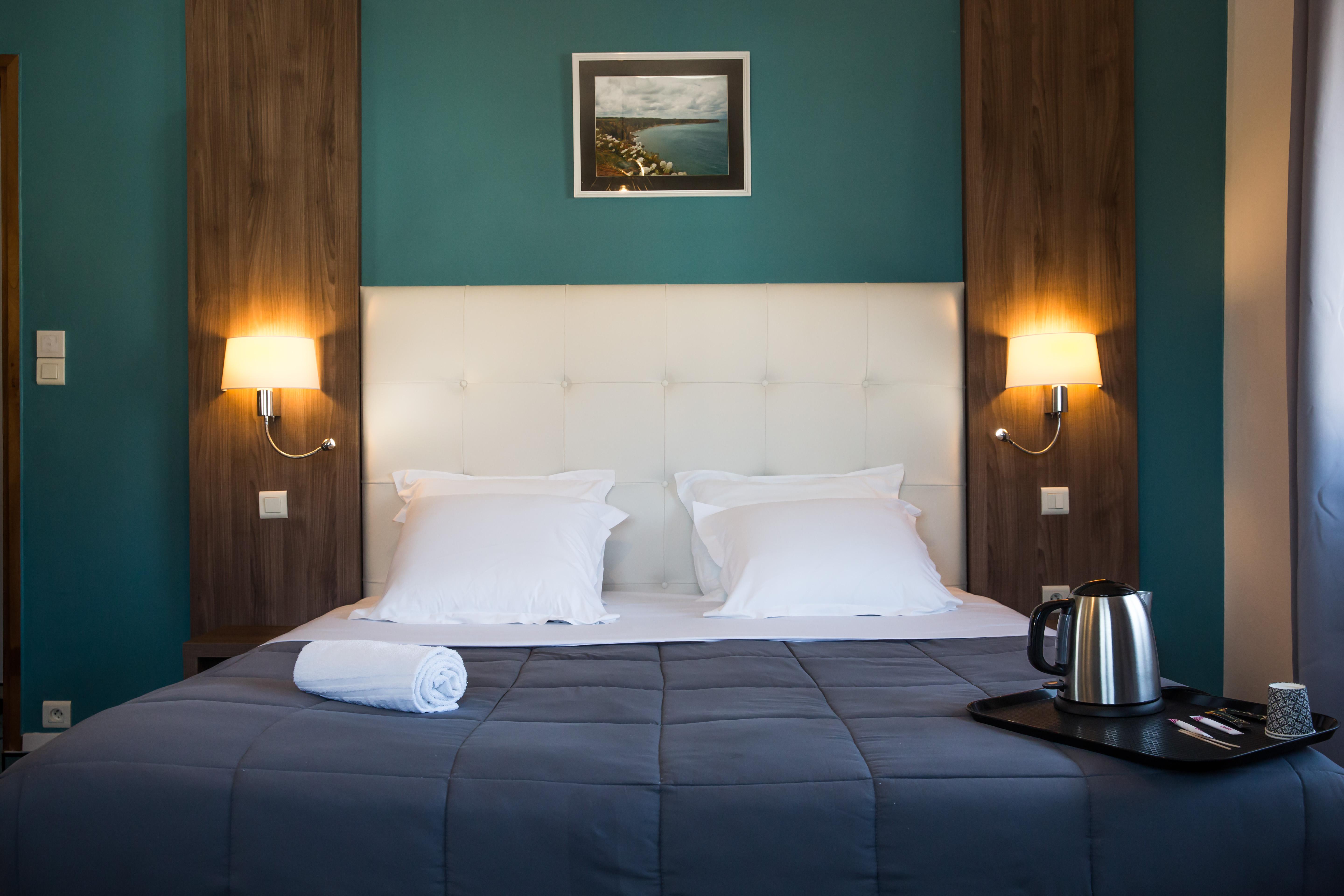 Hotel Les Pieux En Cotentin Exterior photo